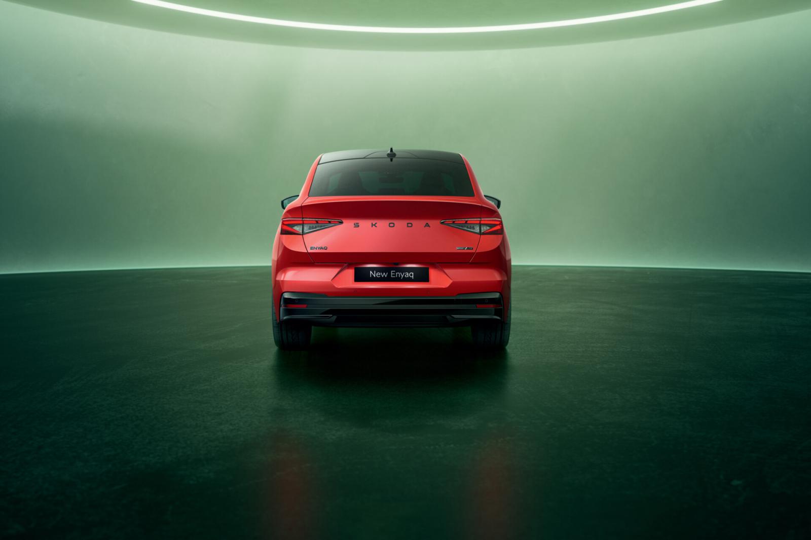 Το ανανεωμένο Skoda Enyaq ήρθε με νέα εμφάνιση και έξτρα τεχνολογίες 